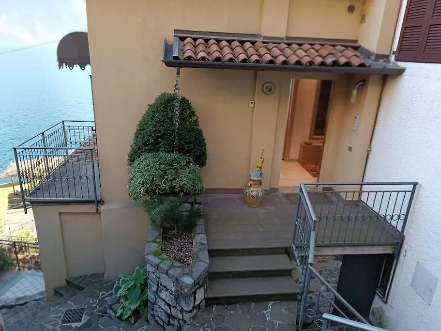 Patty Zu - Lakeside Apartment Riva di Solto